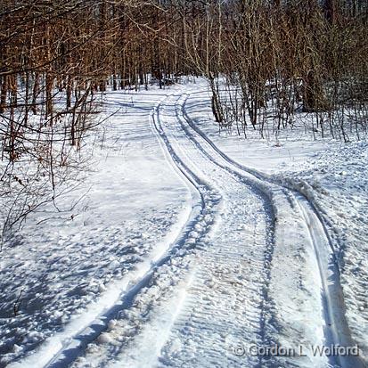 Snowmobile Trail_DSCF04067.jpg - Photographed near Scotch Corners, Ontario, Canada.